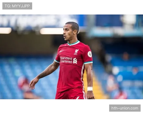 利物浦锋线本赛季表现稳健,进攻效率持续提升 利物浦锋线本赛季表现稳健,进攻效率持续提升