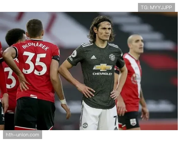 卡瓦尼上街像邻居大叔，背后的生活账单能把人吓一跳